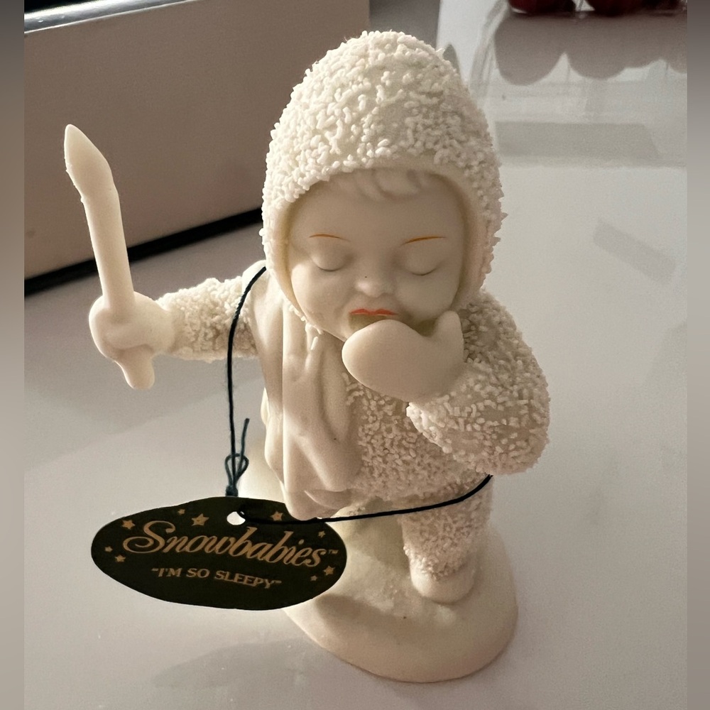 Snowbabies “I’m so sleepy” figurine